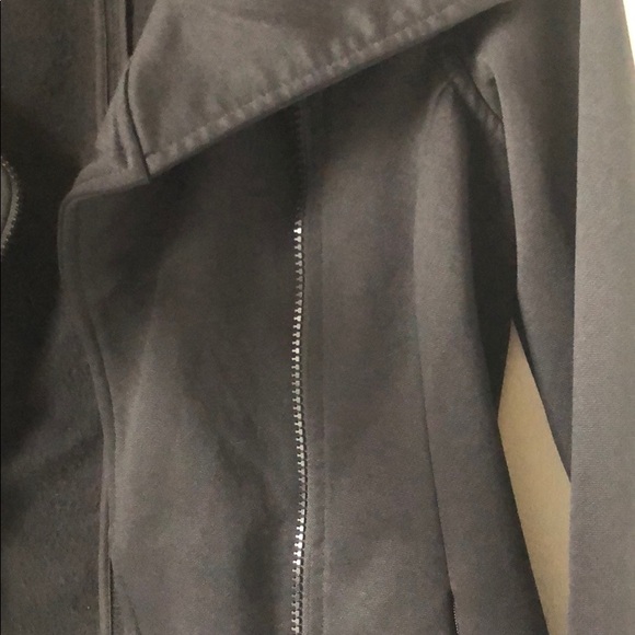 Workout jacket - Picture 2 of 4